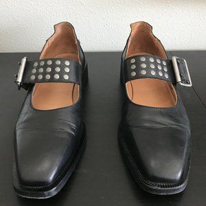 John Fluevog Moxie Magoo Glock with Studs Size 9